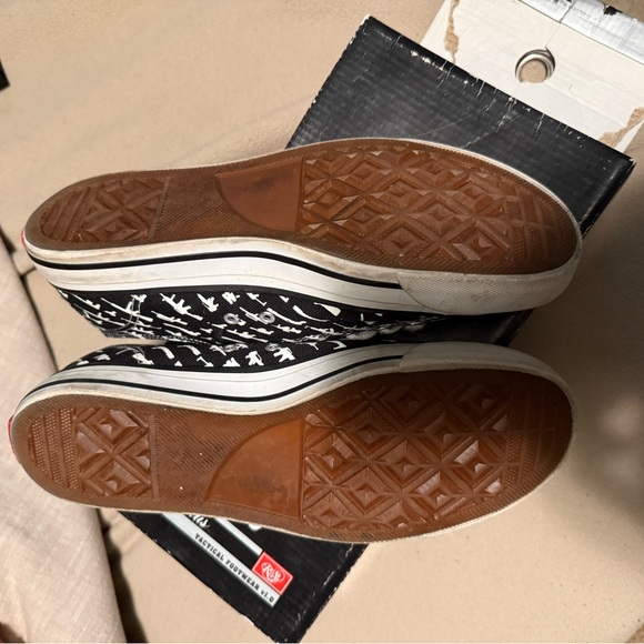 Converse Black and White Sneakers - Picture 3 of 5